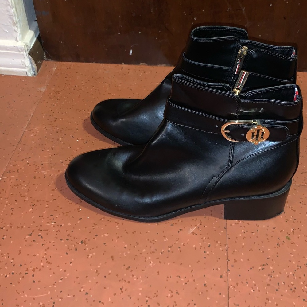 Tommy Hilfiger Black Ankle Boots with Gold Accent